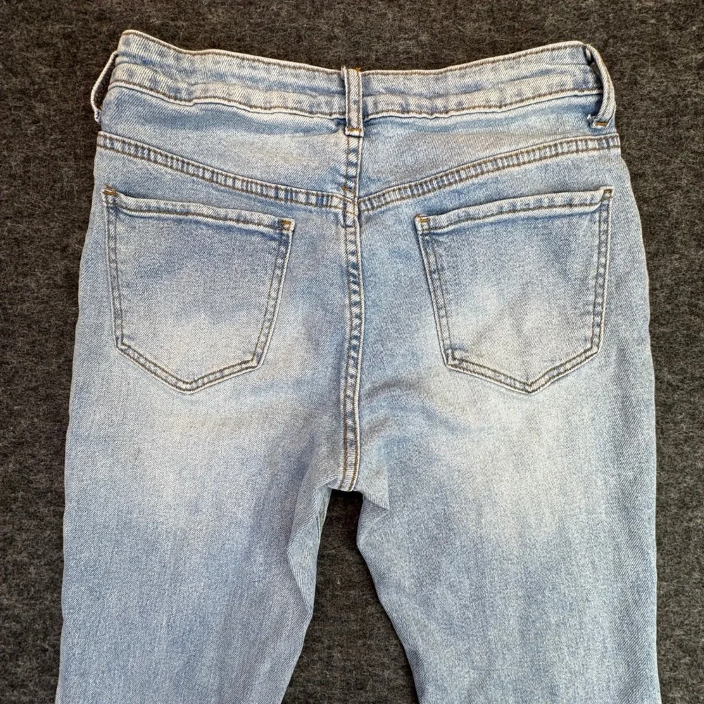 S.O.N.G. Slim Flare Jeans Women‎ 5/27 Light Wash Rhinestone Slit Hem